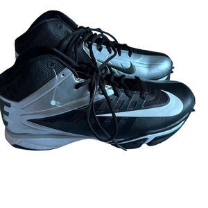 Nike Men's Vapor Pro Zoom Black & Silver Lace Up Track Football Size 13 NWOT